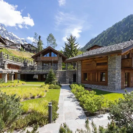 4br Chalet Piazzale Della Funivia كورمايور