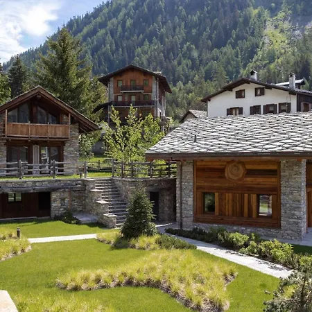4br Chalet Piazzale Della Funivia Вілла